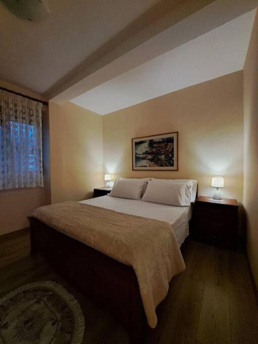 Quiet, Cozy, Luminous Apartment Τίρανα Εξωτερικό φωτογραφία