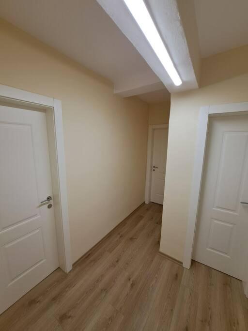 Quiet, Cozy, Luminous Apartment Τίρανα Εξωτερικό φωτογραφία